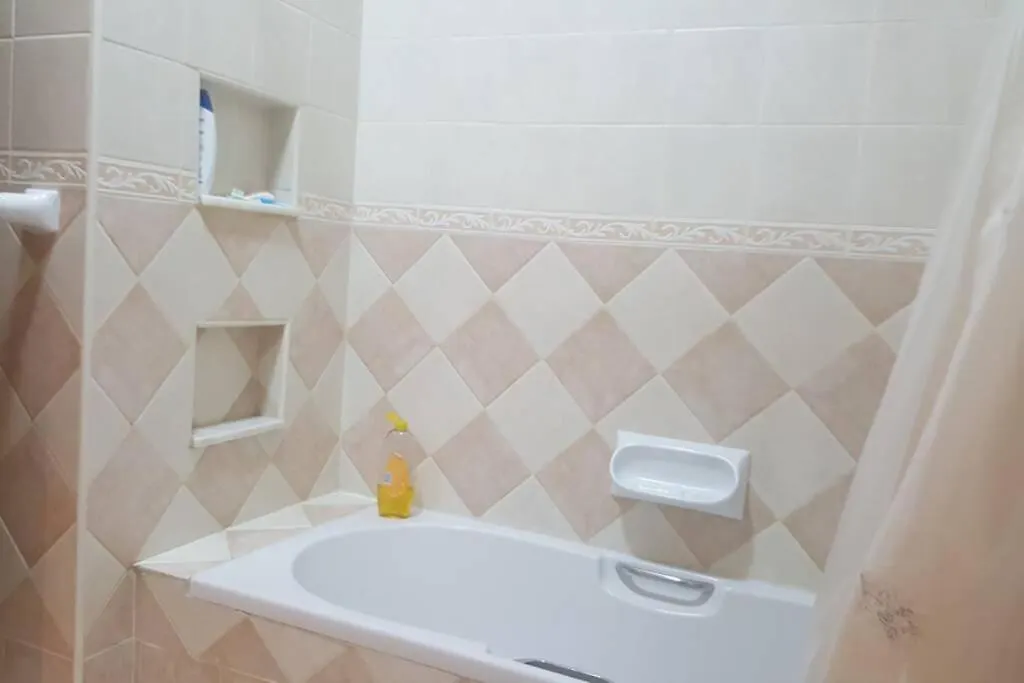 Private Room In Shared Apartment Close To University Of Malta & Mater Dei Birkirkara Malta