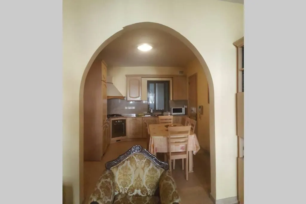 Private Room In Shared Apartment Close To University Of Malta & Mater Dei Birkirkara 0*,  Malta